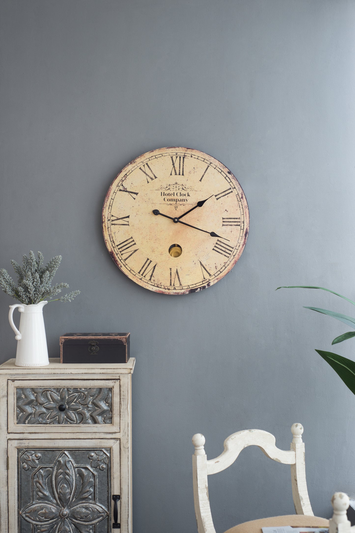 D23x2.2"  Wall Clock